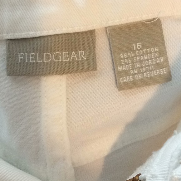 Ladies white denim cropped jeans - Picture 5 of 5